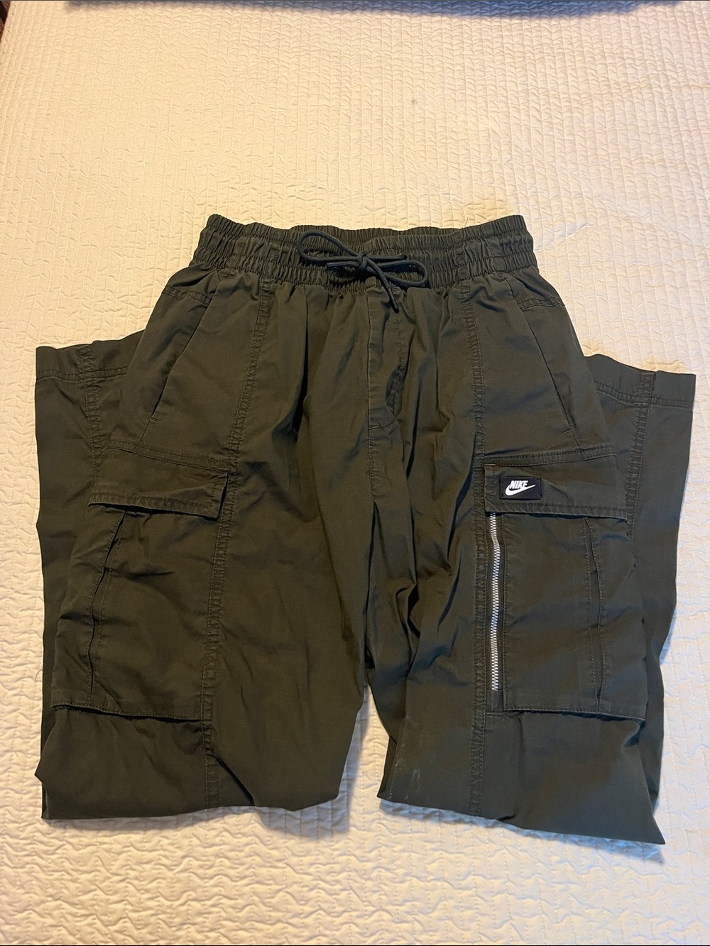 Nike Men’s Dark Olive Cargo Pants with Zip Pocket